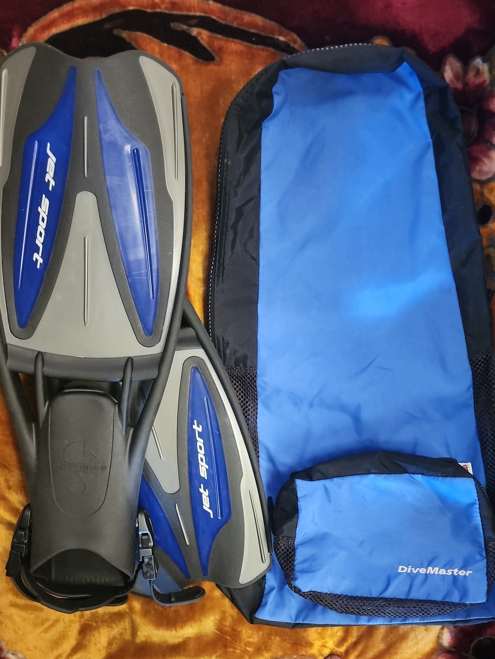 Scuba Pro Jet Sport Blue Scuba Fins with DiveMaster Gear Bag